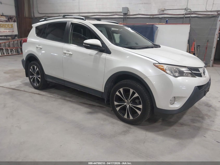 2015 Toyota Rav 4 VIN JTMDFREV6FD162001 IAAI salvage auction — NORMAL WEAR, Clear (New York), sold $7,100 on 2026-07-08 (photo 1)