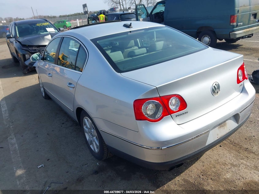2006 Volkswagen Passat VIN WVWEK93CX6P060345 IAAI salvage auction — FRONT & REAR, Salvage (New Jersey), sold $425 on 2026-08-10 (photo 3)