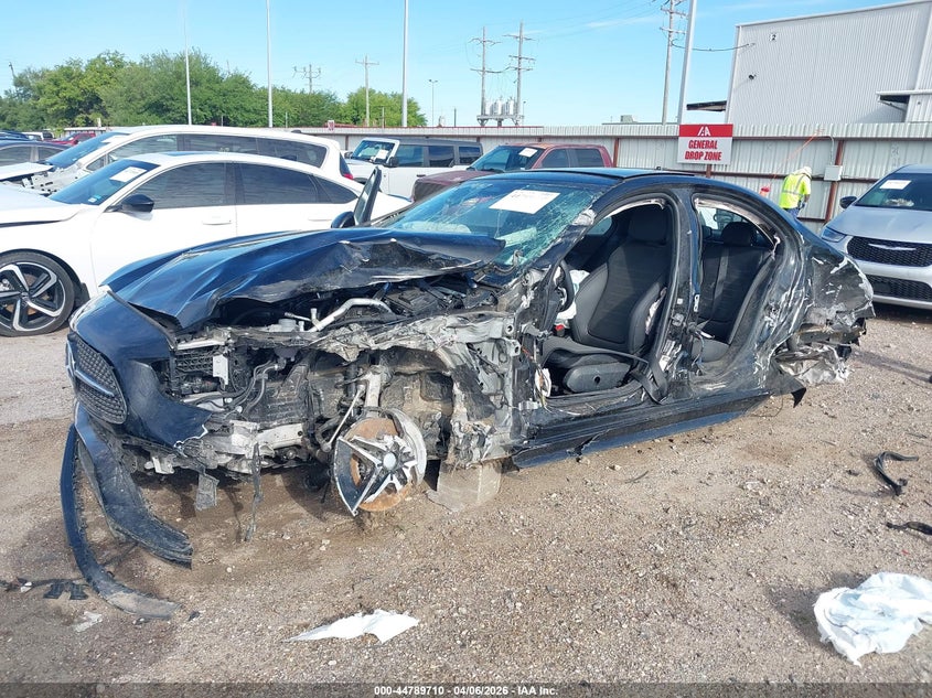 2025 Mercedes-benz C class VIN W1KAF4HB7SR243745 IAAI salvage auction — LEFT SIDE, Wait Title, sold $5,100 on 2026-07-09 (photo 2)