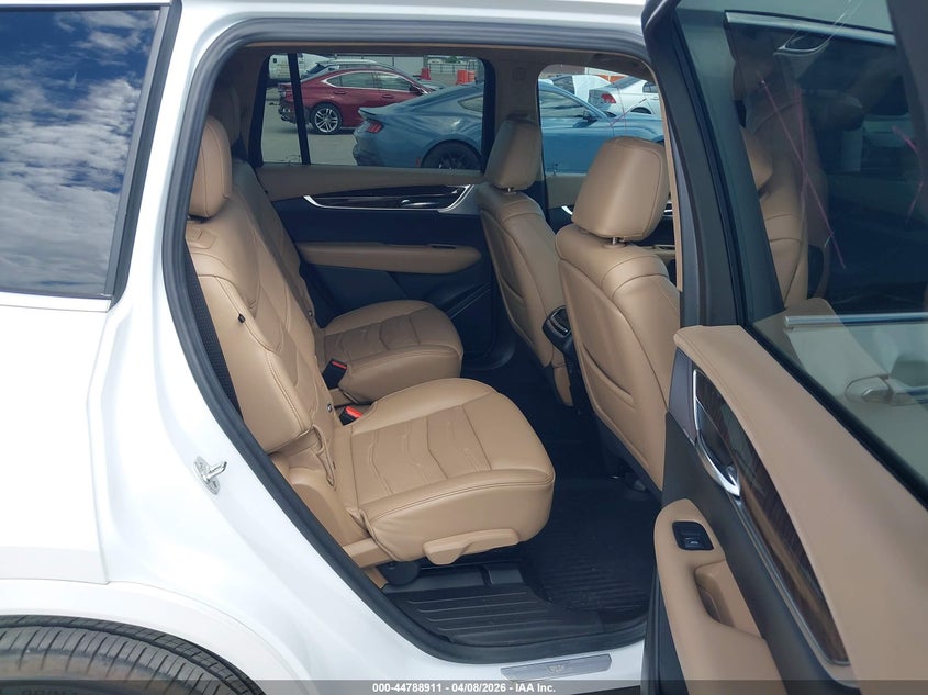 2024 Cadillac Xt6 VIN 1GYKPERS4RZ737355 IAAI salvage auction — LEFT & RIGHT, Original (Texas), sold $14,350 on 2026-07-08 (photo 8)