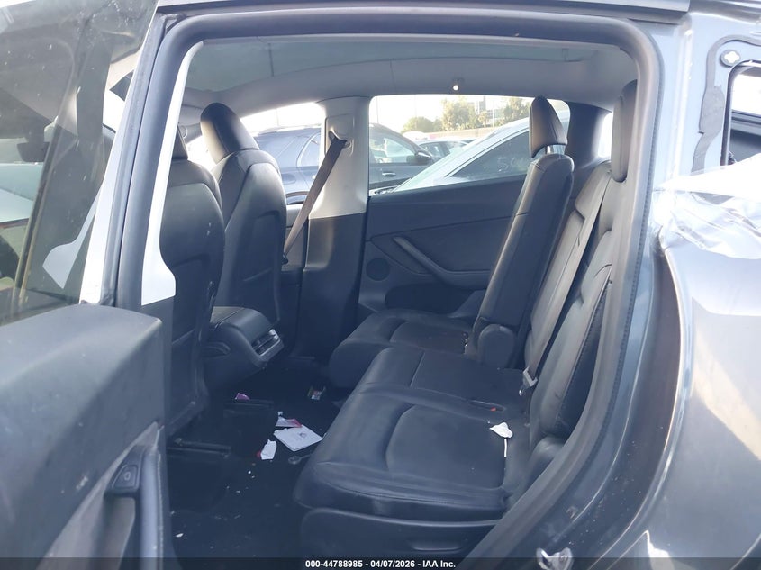 2021 Tesla Model y VIN 5YJYGAEE8MF180134 IAAI salvage auction — FRONT & REAR, Wait Title, sold $8,600 on 2026-07-08 (photo 8)