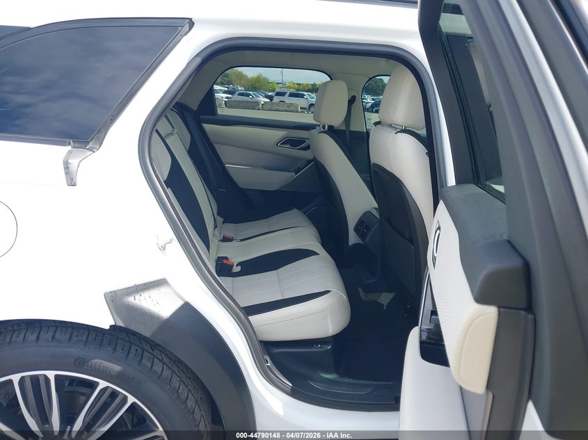 2019 Land rover Range rover velar VIN SALYL2FV7KA210741 IAAI salvage auction — RIGHT FRONT, Salvage (Oregon), sold $8,950 on 2026-07-09 (photo 8)