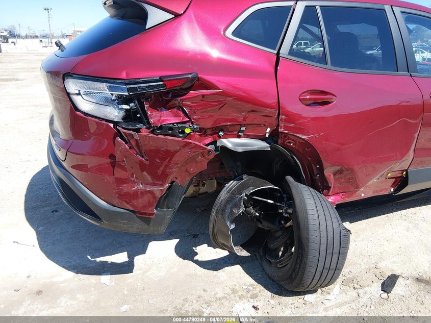 2025 Chevrolet Trax VIN KL77LGEP1SC176722 IAAI salvage auction — SIDE, Wait Title, sold $5,450 on 2026-07-28 (photo 6)