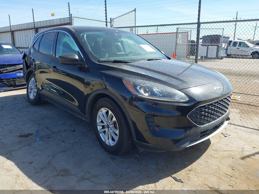2022 Ford Escape VIN 1FMCU0G65NUA24043 IAAI salvage auction — SIDE, Salvage (Texas), sold $1,450 on 2026-07-09 (photo 1)
