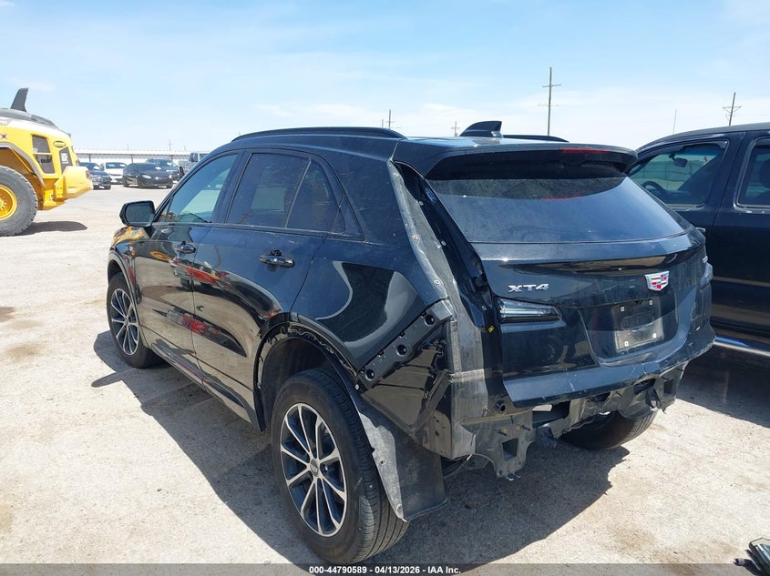 2024 Cadillac Xt4 VIN 1GYFZER40RF242147 IAAI salvage auction — REAR END, Salvage Title, sold $15,600 on 2026-07-14 (photo 3)