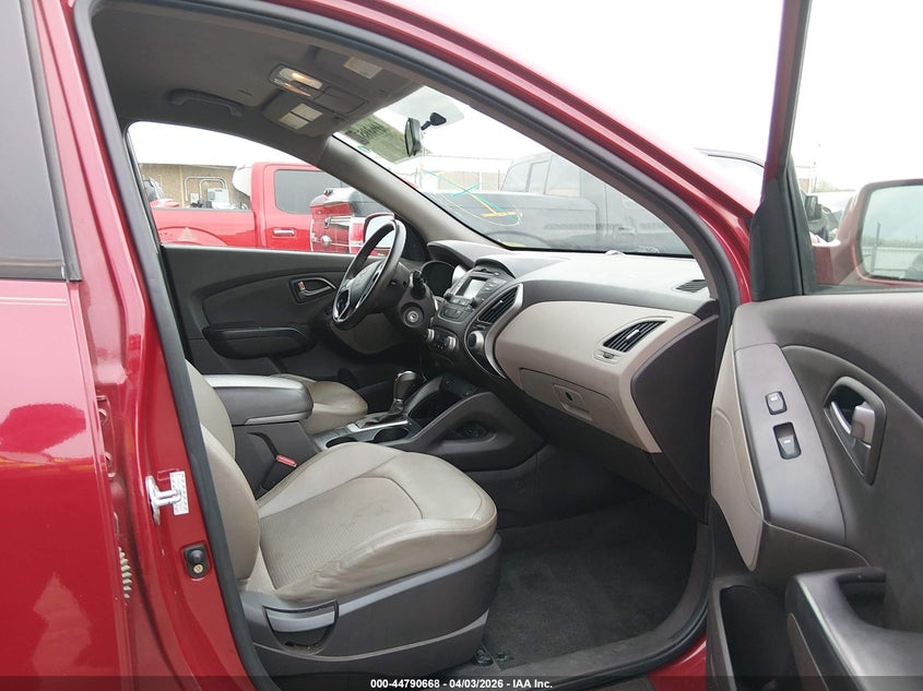 2015 Hyundai Tucson VIN KM8JU3AG9FU058479 IAAI salvage auction — FRONT END, Clear (Oklahoma), sold $1,850 on 2026-07-22 (photo 5)