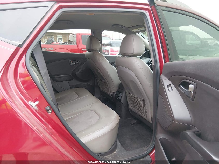 2015 Hyundai Tucson VIN KM8JU3AG9FU058479 IAAI salvage auction — FRONT END, Clear (Oklahoma), sold $1,850 on 2026-07-22 (photo 8)