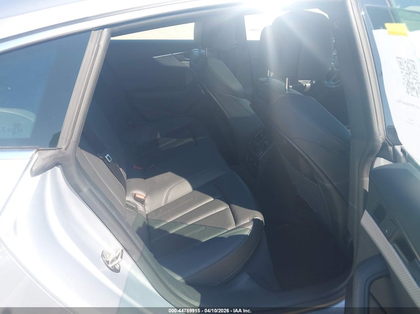 2019 Audi A5 VIN WAUENCF57KA035480 IAAI salvage auction — RIGHT SIDE, Salvage (Massachusetts), sold $4,700 on 2026-07-10 (photo 8)