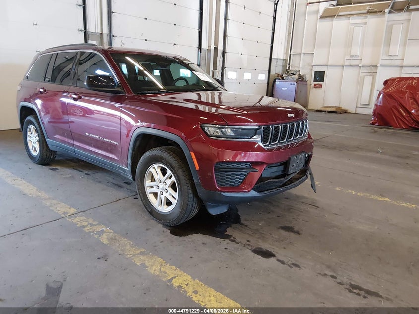 2024 Jeep Grand cherokee VIN 1C4RJHAG2RC162996 IAAI salvage auction — LEFT FRONT, Salvage (Oregon), sold $9,500 on 2026-07-30 (photo 1)