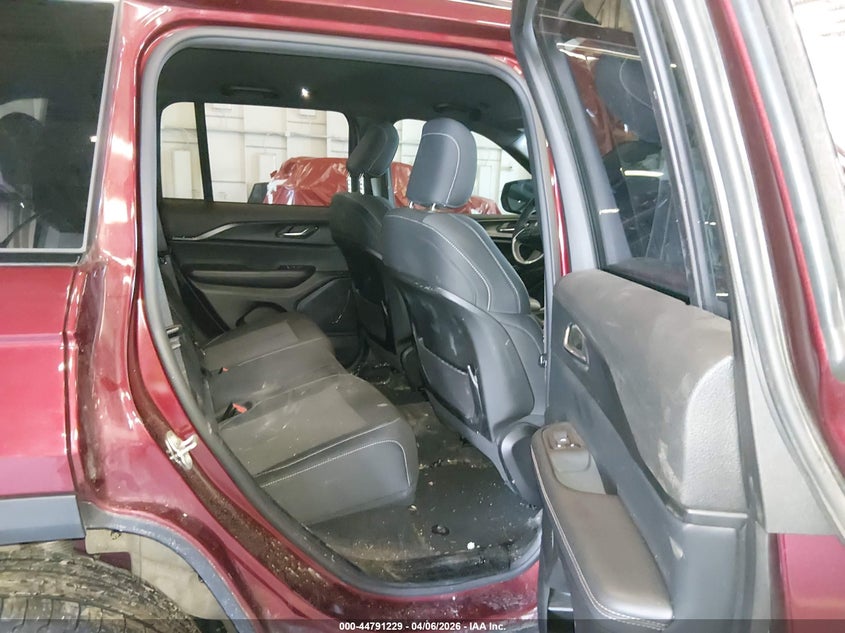 2024 Jeep Grand cherokee VIN 1C4RJHAG2RC162996 IAAI salvage auction — LEFT FRONT, Salvage (Oregon), sold $9,500 on 2026-07-30 (photo 8)