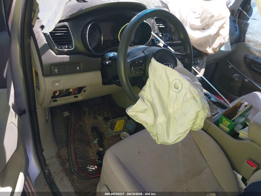 2018 Kia SEDONA VIN KNDMA5C18J6403397 IAAI salvage auction — ALL OVER, Wait Title, sold $25 on 2026-07-21 (photo 5)