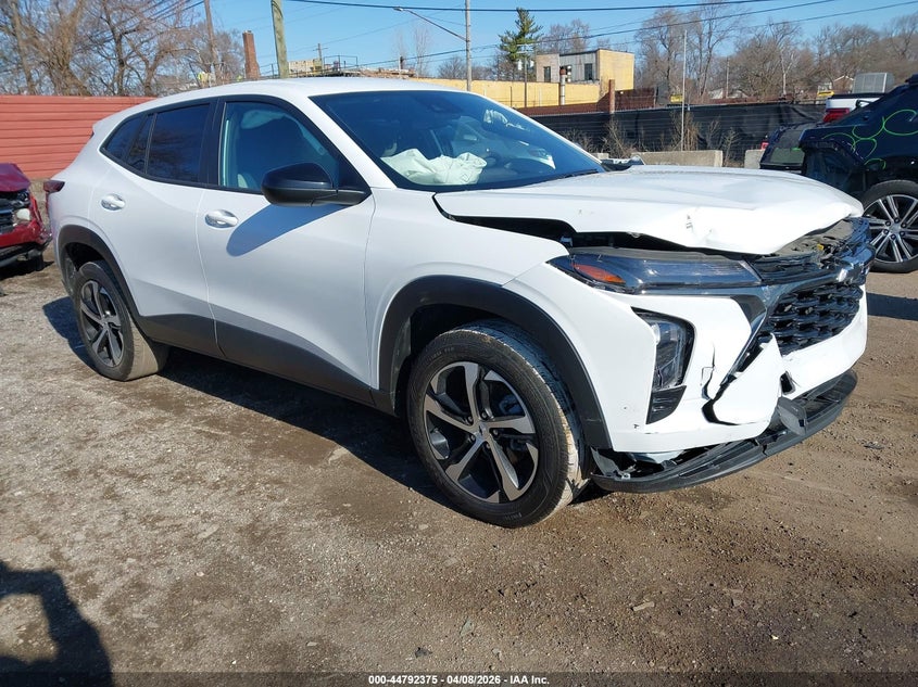 2024 Chevrolet Trax VIN KL77LGE27RC130102 IAAI salvage auction — FRONT END, Salvage Title, sold $4,975 on 2026-07-16 (photo 1)