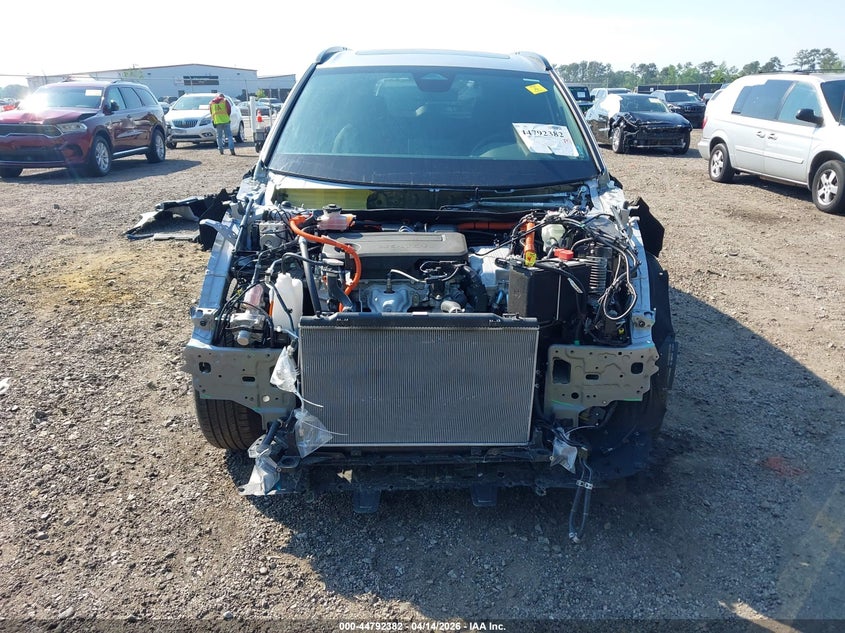 2026 Honda Cr-v VIN 7FARS6H83TE037309 IAAI salvage auction — FRONT END, Wait Title, sold $16,100 on 2026-07-15 (photo 6)