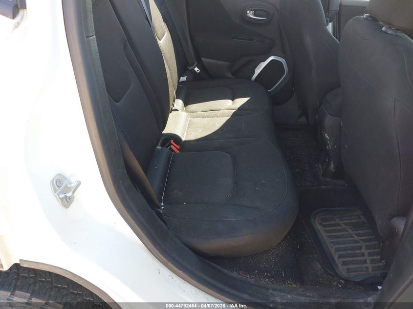 2018 Jeep Renegade VIN ZACCJBAB3JPH94266 IAAI salvage auction — FRONT & REAR, Salvage (Ohio), sold $600 on 2026-08-12 (photo 8)