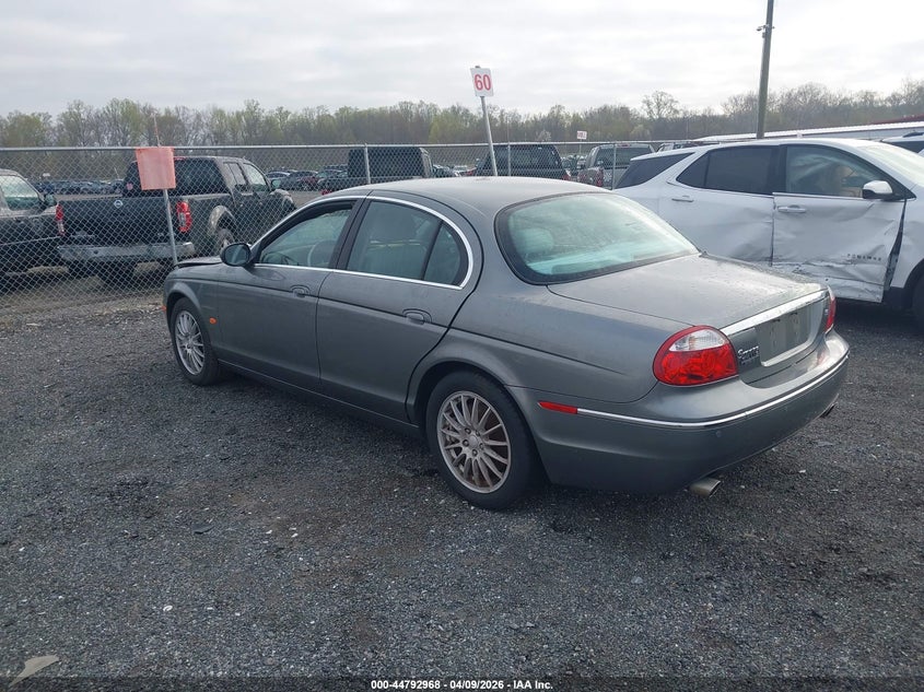 2006 Jaguar S type VIN SAJWA01A56FN57234 IAAI salvage auction — NORMAL WEAR, Clear (Michigan), sold $250 on 2026-07-13 (photo 3)