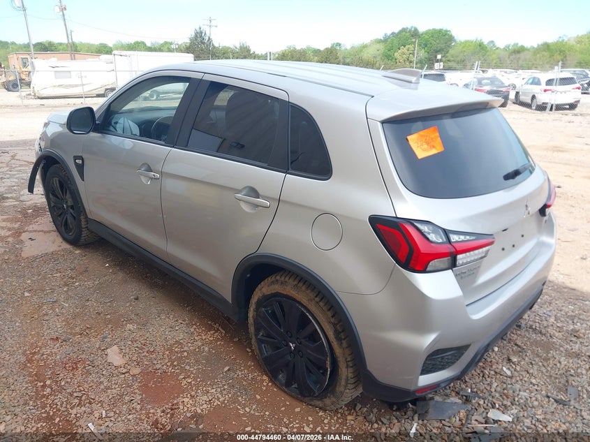 2024 Mitsubishi Outlander VIN JA4ARUAU7RU003657 IAAI salvage auction — FRONT END, Salvage (North Carolina), sold $5,950 on 2026-09-14 (photo 3)