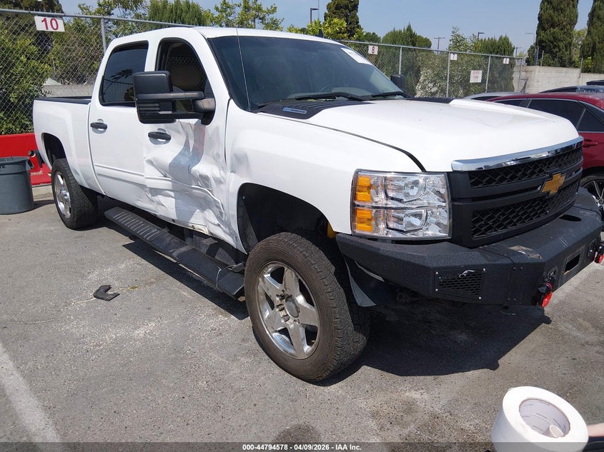 2014 Chevrolet Silverado VIN 1GC1KXC80EF190928 IAAI salvage auction — RIGHT SIDE, Salvage Title, sold $7,650 on 2026-07-30 (photo 1)