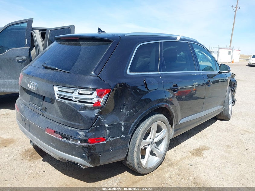 2019 Audi Q7 VIN WA1VAAF7XKD003958 IAAI salvage auction — RIGHT SIDE, Original (Texas), sold $4,850 on 2026-07-14 (photo 4)