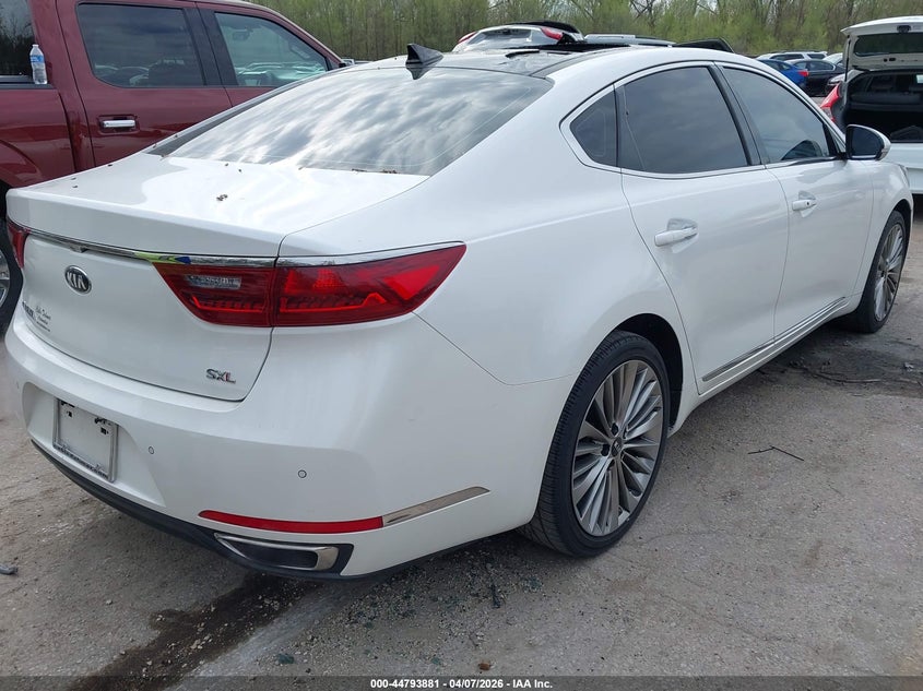 2017 Kia Cadenza VIN KNALC4J13H5061535 IAAI salvage auction — HAIL, Wait Title, sold $3,850 on 2026-07-15 (photo 4)