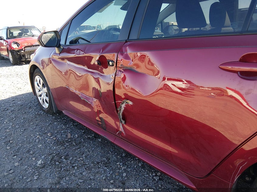 2026 Toyota Corolla VIN 5YFB4MDE8TP406838 IAAI salvage auction — LEFT SIDE, Salvage (Arkansas), sold $6,800 on 2026-08-01 (photo 6)