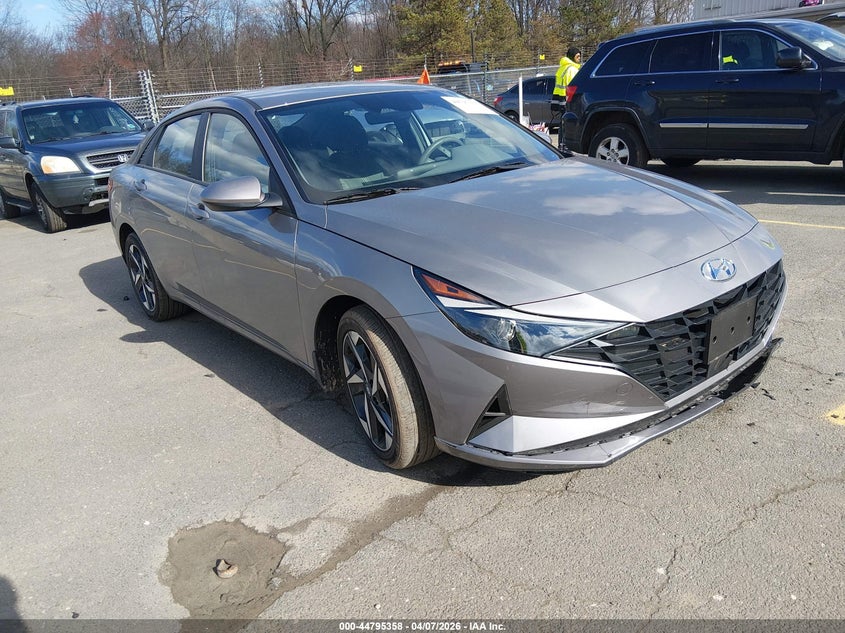 2023 Hyundai Elantra VIN KMHLS4AG3PU572673 IAAI salvage auction — FRONT END, Wait Title, sold $8,100 on 2026-07-09 (photo 1)