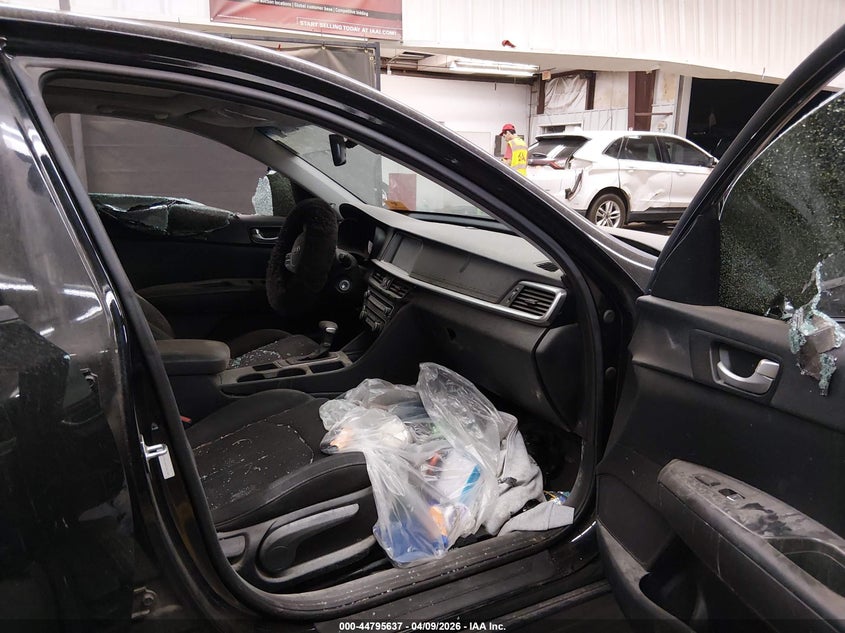 2019 Kia Optima VIN 5XXGT4L34KG321088 IAAI salvage auction — ALL OVER, Non-Repairable (Arizona), sold $1,375 on 2026-07-28 (photo 5)