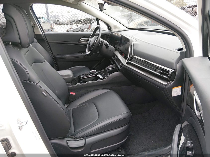 2023 Kia Sportage hybrid VIN KNDPVCAG1P7076261 IAAI salvage auction — FRONT END, Wait Title, sold $5,250 on 2026-07-13 (photo 5)