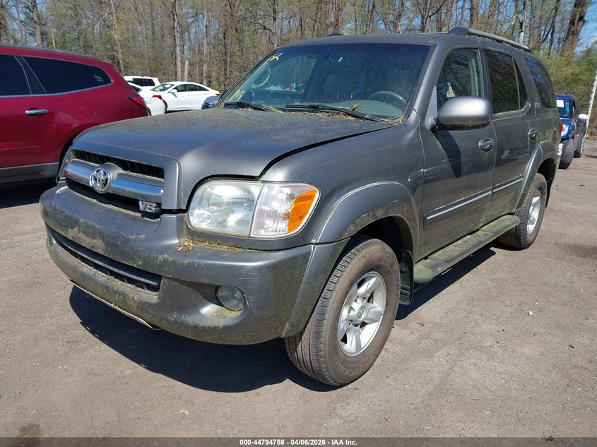 2005 Toyota Sequoia VIN 5TDBT44A35S245311 IAAI salvage auction — RIGHT REAR, Salvage (Texas), sold $1,250 on 2026-07-29 (photo 2)