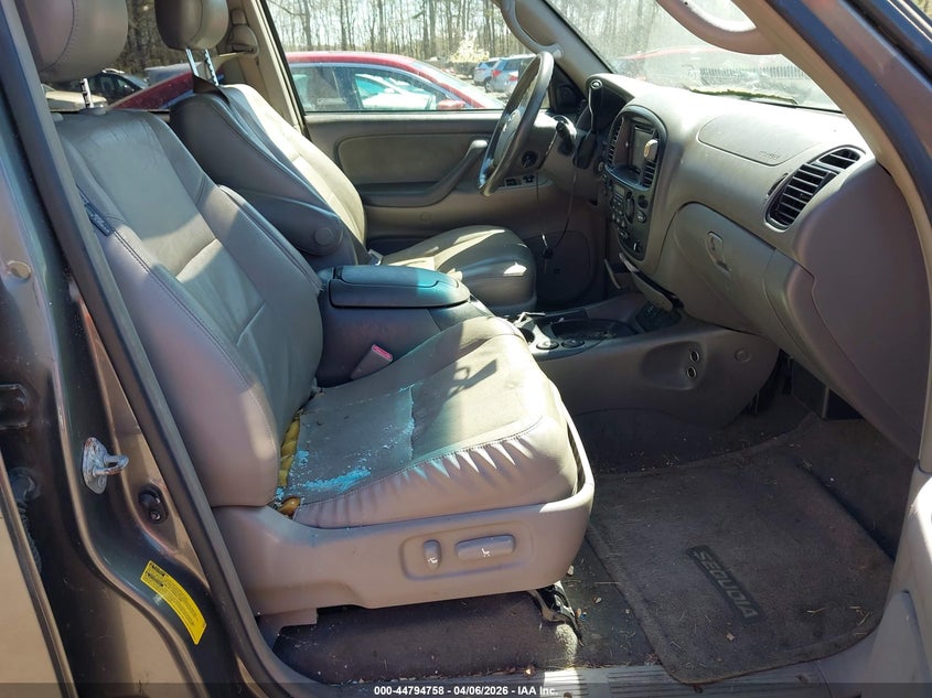 2005 Toyota Sequoia VIN 5TDBT44A35S245311 IAAI salvage auction — RIGHT REAR, Salvage (Texas), sold $1,250 on 2026-07-29 (photo 5)