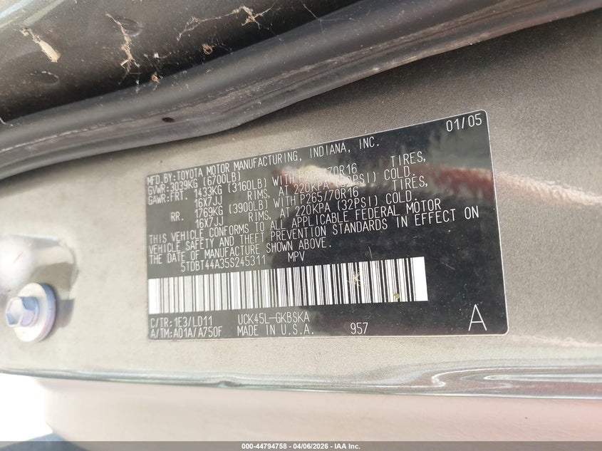 2005 Toyota Sequoia VIN 5TDBT44A35S245311 IAAI salvage auction — RIGHT REAR, Salvage (Texas), sold $1,250 on 2026-07-29 (photo 9)