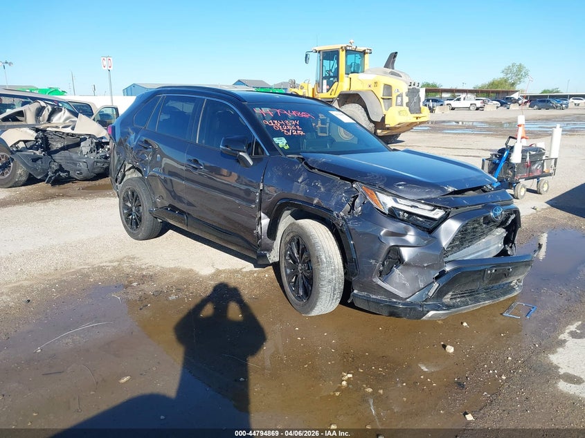 2025 Toyota Rav4 hybrid VIN JTME6RFV0SJ082563 IAAI salvage auction — SIDE, Original (Texas), sold $12,800 on 2026-07-22 (photo 1)