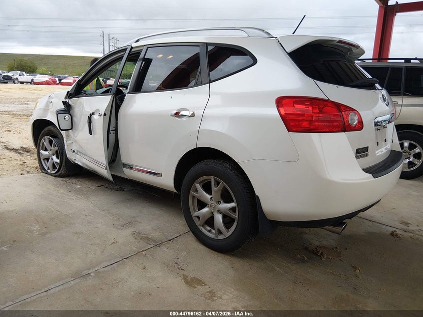 2011 Nissan Rogue VIN JN8AS5MVXBW315698 IAAI salvage auction — SIDE, Rebuildable (Florida), sold $325 on 2026-07-07 (photo 3)