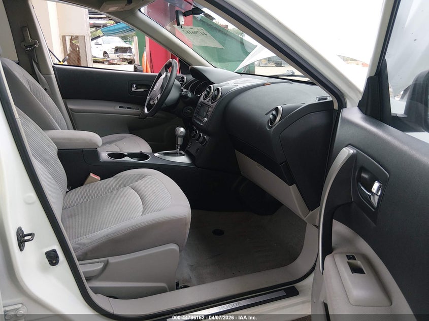 2011 Nissan Rogue VIN JN8AS5MVXBW315698 IAAI salvage auction — SIDE, Rebuildable (Florida), sold $325 on 2026-07-07 (photo 5)