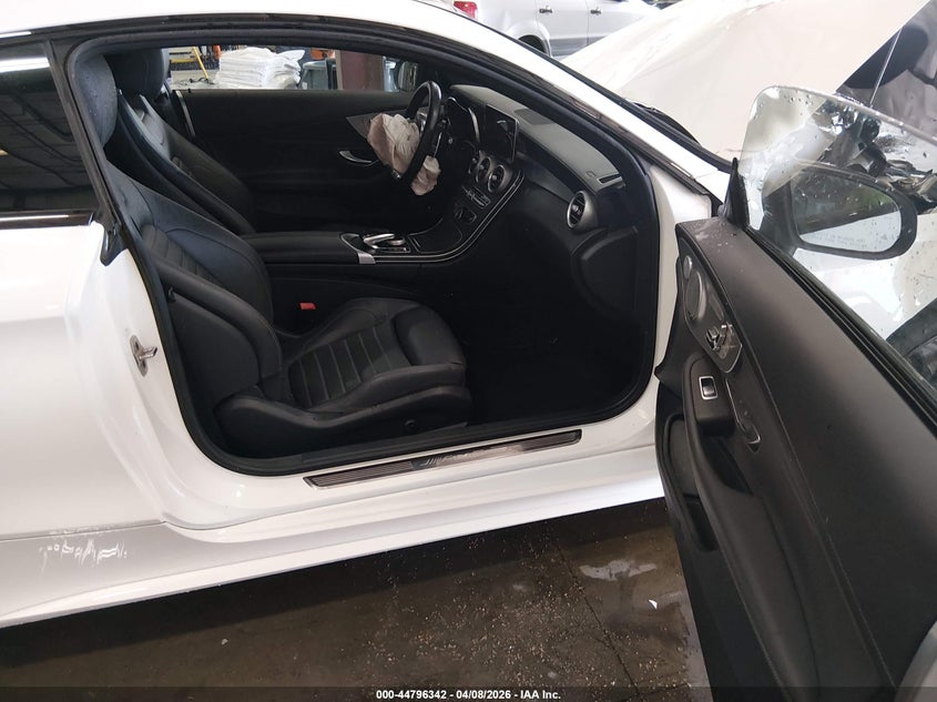2019 Mercedes-benz VIN WDDWJ6EB0KF844520 IAAI salvage auction — FRONT END, Wait Title, sold $2,100 on 2026-07-10 (photo 5)