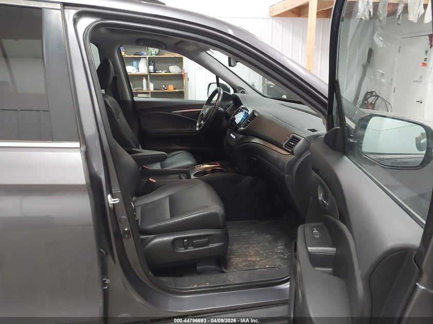 2022 Honda Pilot VIN 5FNYF6H29NB096634 IAAI salvage auction — FRONT END, Regular (South Dakota), sold $9,600 on 2026-07-28 (photo 5)
