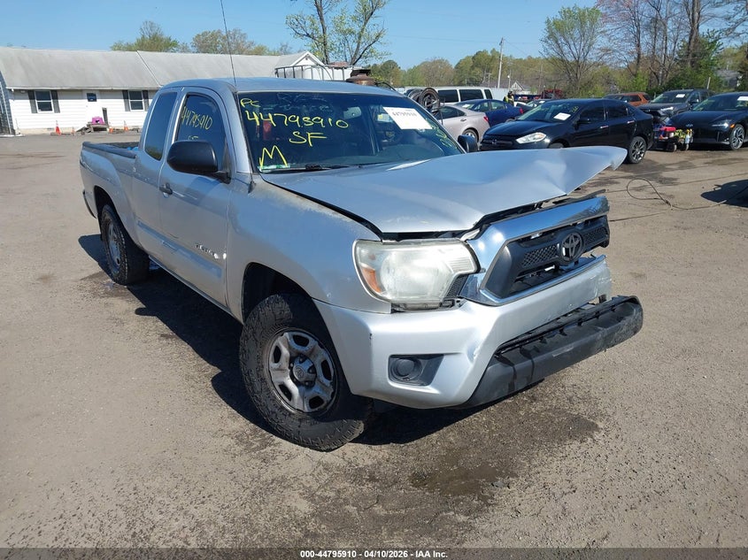 2012 Toyota Tacoma VIN 5TFTX4CNXCX013681 IAAI salvage auction — LEFT FRONT, Salvage Title, sold $2,300 on 2026-07-15 (photo 1)