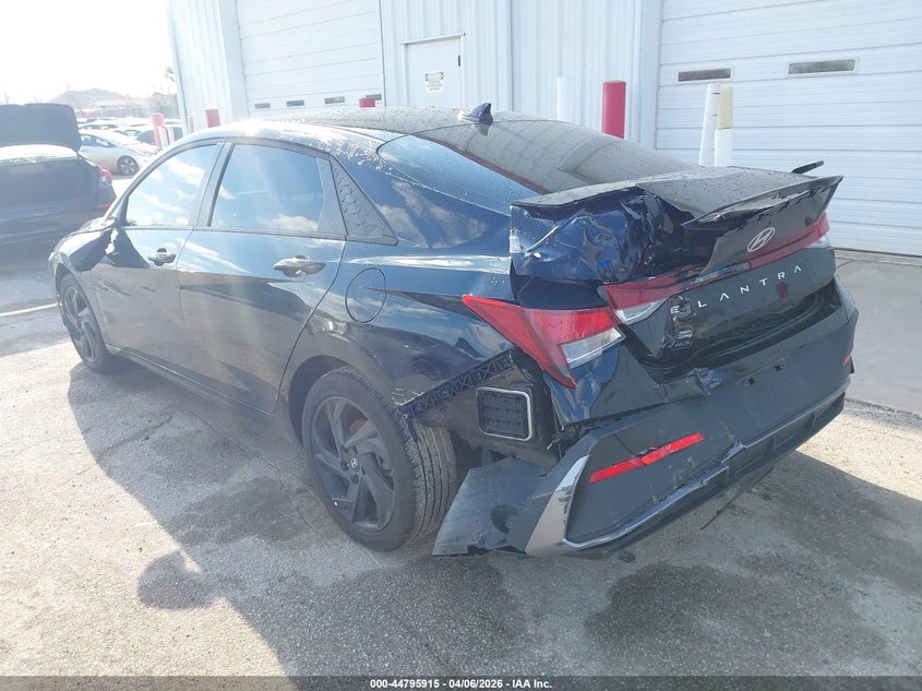 2026 Hyundai Elantra VIN KMHLM4DG6TU135850 IAAI salvage auction — REAR END, Salvage (Illinois), sold $6,975 on 2026-07-07 (photo 3)