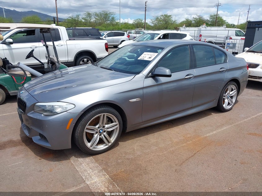 2012 BMW 5er VIN WBAFR9C50CDV58677 IAAI salvage auction — WATER/FLOOD, Salvage (Hawaii), sold $375 on 2026-08-04 (photo 2)