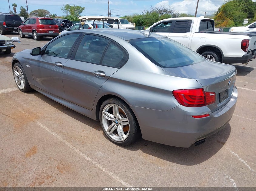 2012 BMW 5er VIN WBAFR9C50CDV58677 IAAI salvage auction — WATER/FLOOD, Salvage (Hawaii), sold $375 on 2026-08-04 (photo 3)