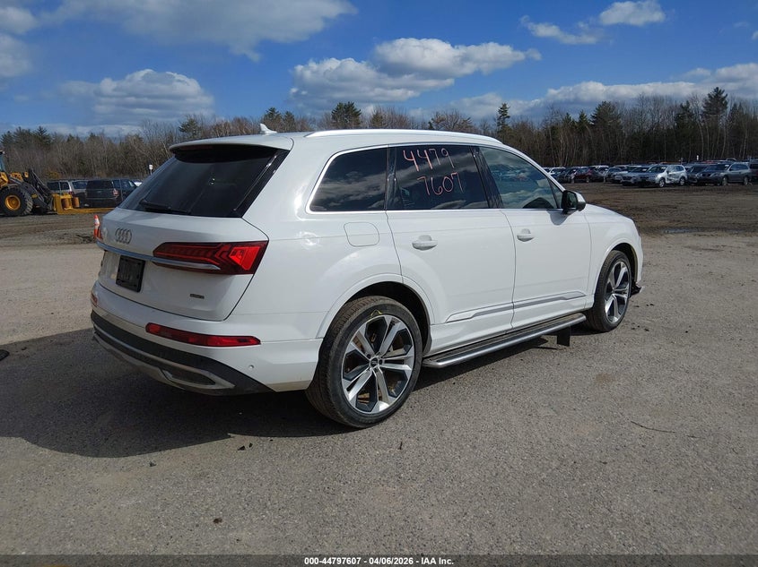 2020 Audi Q7 VIN WA1LXAF77LD008025 IAAI salvage auction — UNDERCARRIAGE, Salvage (Maine), sold $12,600 on 2026-07-30 (photo 4)