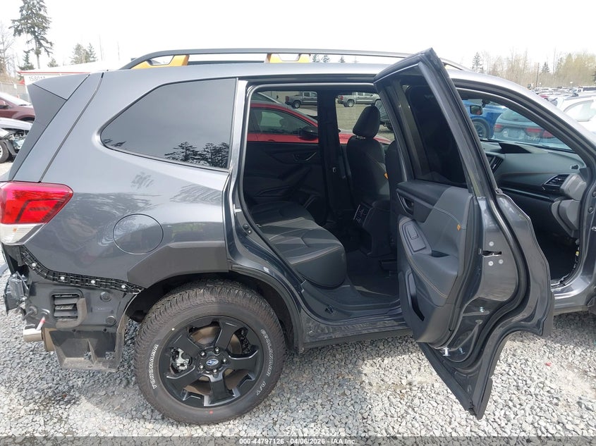 2024 Subaru Forester VIN JF2SKAJC1RH522847 IAAI salvage auction — RIGHT SIDE, Wait Title, sold $13,750 on 2026-07-08 (photo 8)