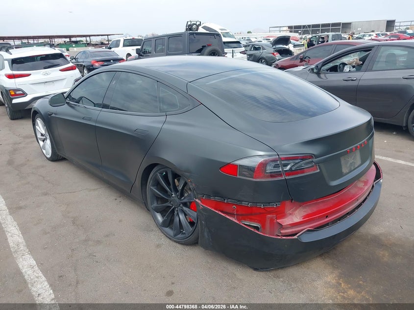 2017 Tesla Model s VIN 5YJSA1E28HF192366 IAAI salvage auction — REAR END, Wait Title, sold $8,600 on 2026-07-25 (photo 3)