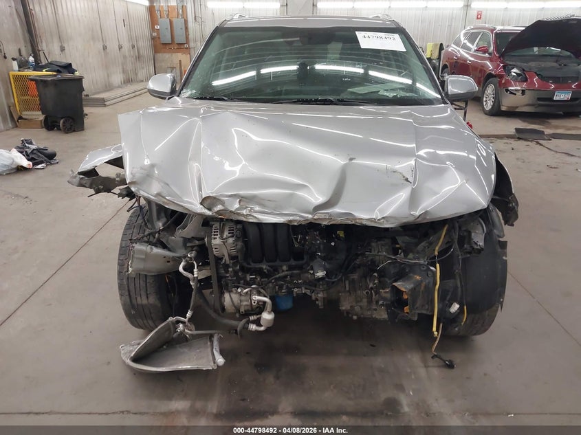 2022 Kia Seltos VIN KNDERCAA5N7281165 IAAI salvage auction — FRONT END, Salvage (Minnesota), sold $3,000 on 2026-07-14 (photo 6)