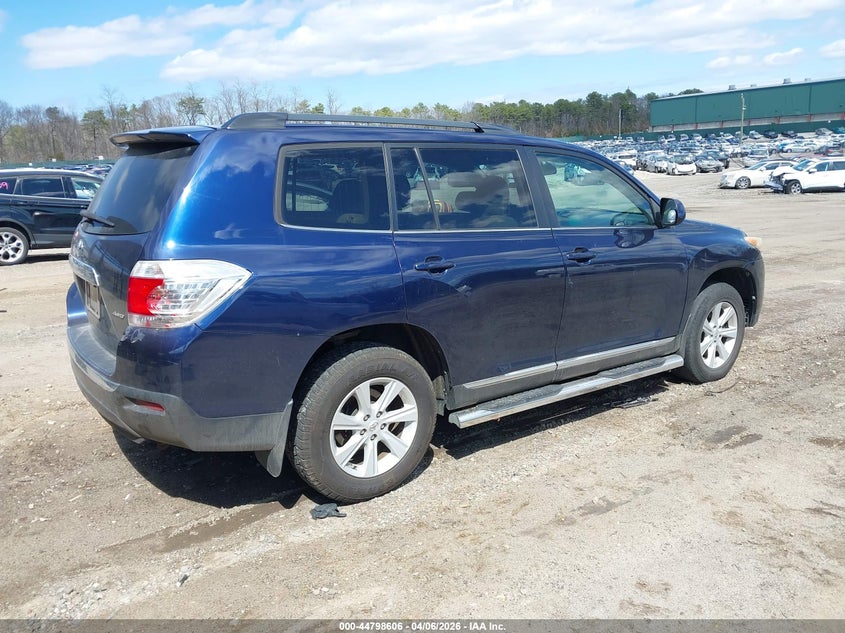 2013 Toyota Highlander VIN 5TDBK3EH3DS211408 IAAI salvage auction — LEFT SIDE, Mv-907A (New York), sold $4,550 on 2026-07-07 (photo 4)
