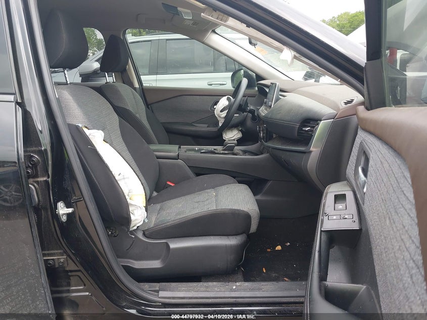 2021 Nissan Rogue VIN JN8AT3BA6MW016908 IAAI salvage auction — FRONT END, Salvage Title, sold $2,350 on 2026-07-14 (photo 5)