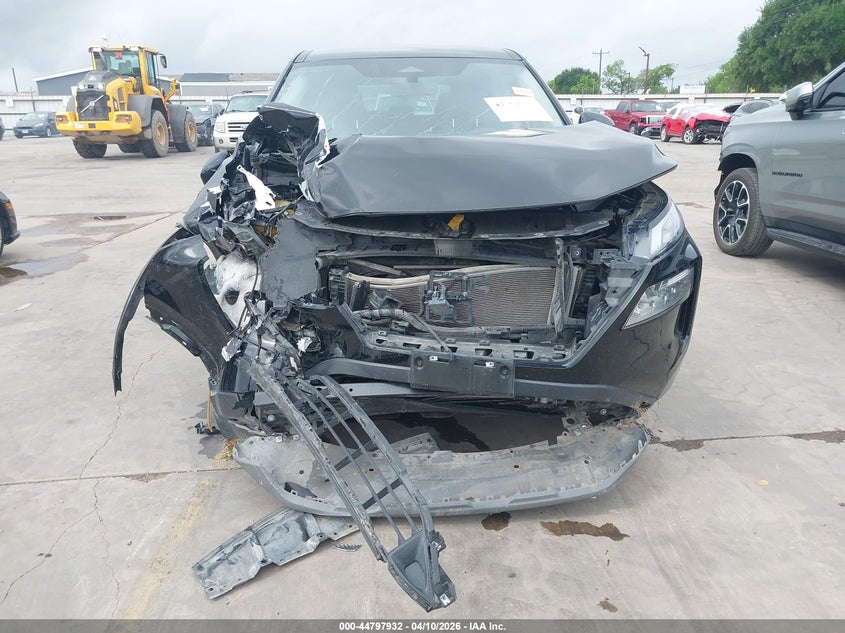 2021 Nissan Rogue VIN JN8AT3BA6MW016908 IAAI salvage auction — FRONT END, Salvage Title, sold $2,350 on 2026-07-14 (photo 6)