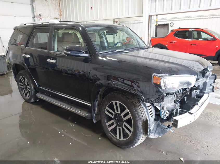 2024 Toyota 4runner VIN JTEKU5JRXR6276781 IAAI salvage auction — FRONT & REAR, Wait Title, sold $22,975 on 2026-07-31 (photo 1)