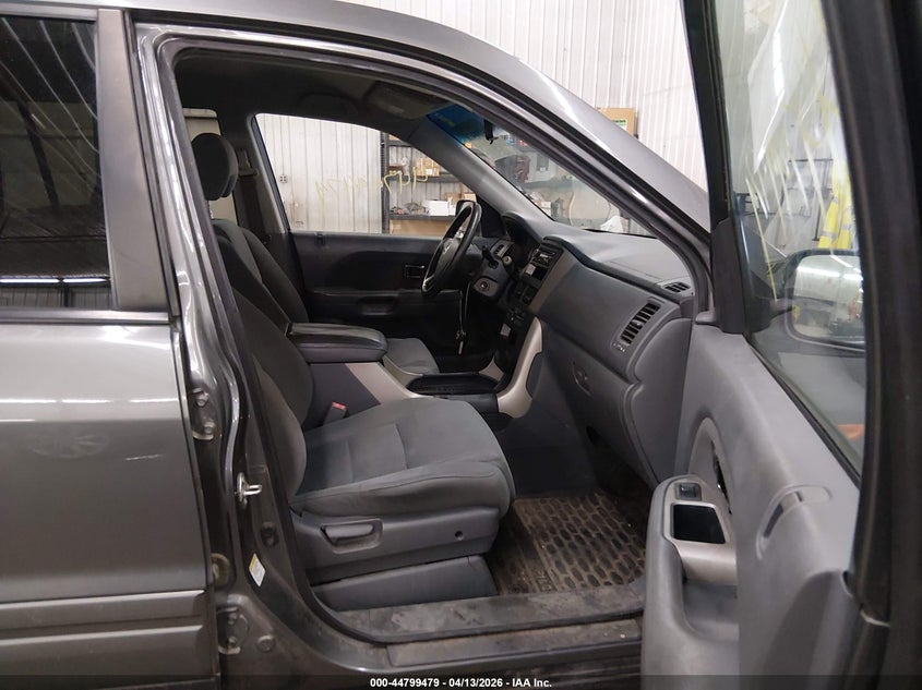 2008 Honda Pilot VIN 5FNYF18458B051392 IAAI salvage auction — LEFT FRONT, Prior Salvage (Minnesota), sold $600 on 2026-07-09 (photo 5)