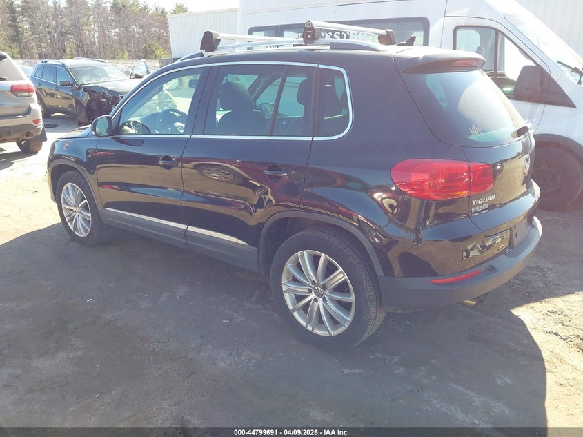 2012 Volkswagen Tiguan VIN WVGBV7AX2CW591203 IAAI salvage auction — FRESH WATER, Salvage Title, sold $425 on 2026-07-10 (photo 3)