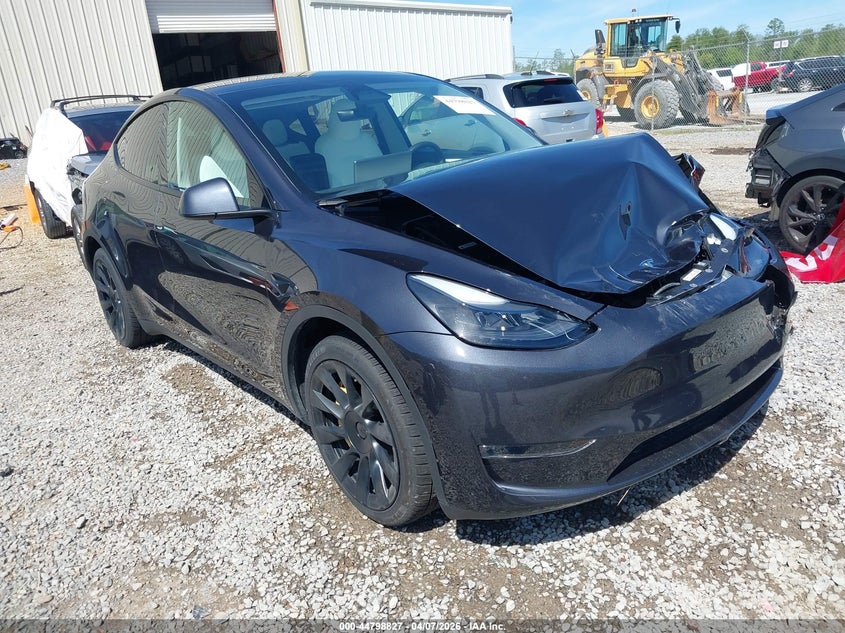 2024 Tesla Model y VIN 7SAYGDEE7RA252823 IAAI salvage auction — FRONT END, Salvage (Mississippi), sold $14,050 on 2026-07-24 (photo 1)
